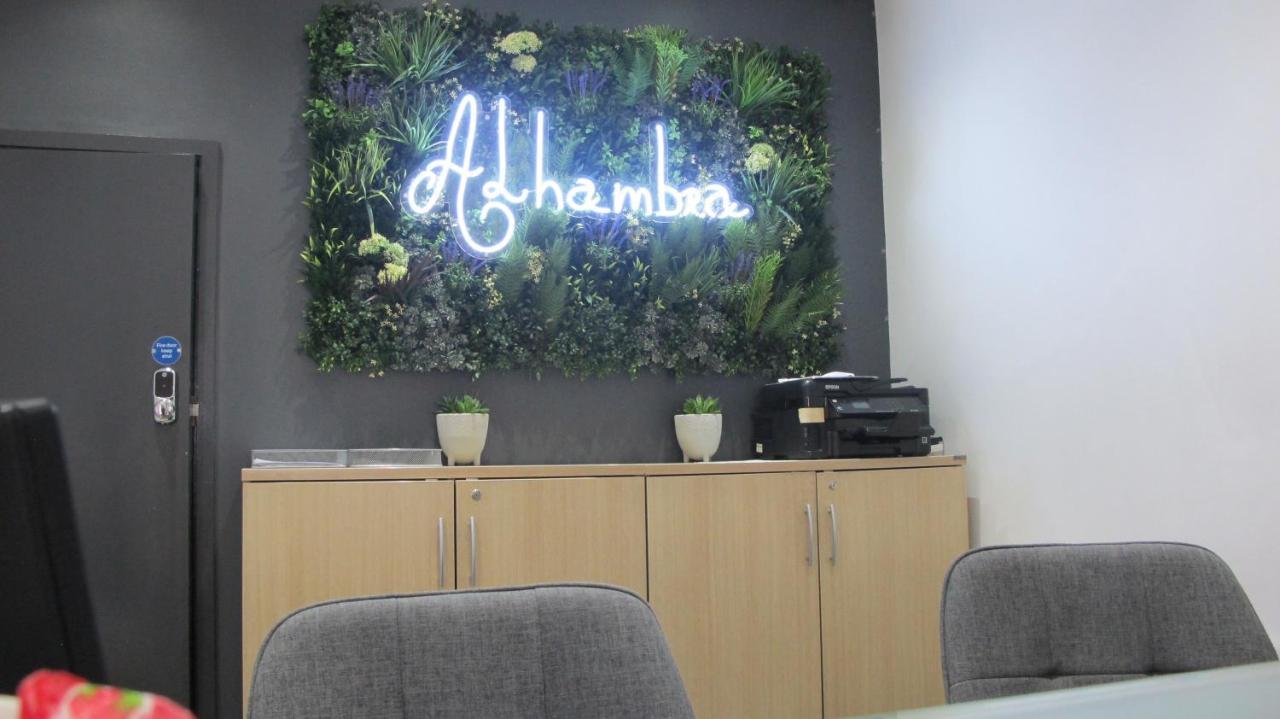 Alhambra Hotel London Exterior photo